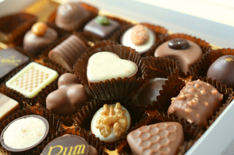 chocolaterie-LA MOTTE-min_chocolates_food_candy_calories_nibble_chocolate_heart-782043